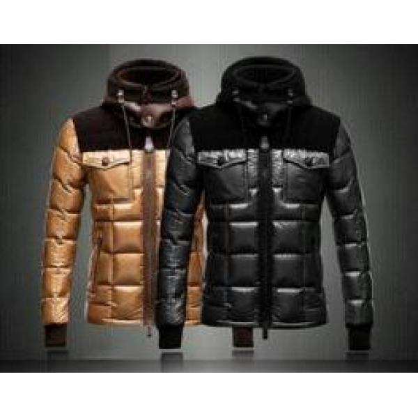 大活躍　MONCLER モンクレールスーパーコピー　保温性あるメンズダウンジャケット.