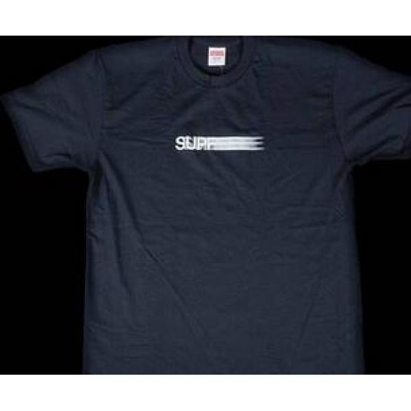 お買い得　シュプリーム モーションロゴ 心地良い風合いでＴシャツ ネイビー.