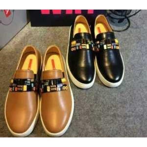 特別人気感謝SALE 2026 プラダ PRADA フラットシューズ 2色可選
