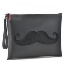 大人気アイテム　スタッズクラッチ　ルブタンコピー　Peter Pouch 上質な スパイクバッグ..96.