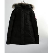 カジュアル　CANADA GOOSE/カナダグース　魅力的に ダウンコート.