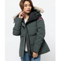 上品なイメージに　CANADA GOOSE/カナダグース　大人気　ダウンジャケット.