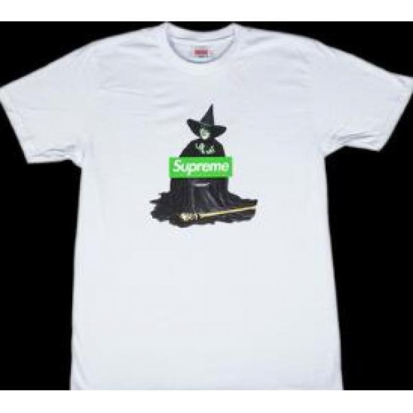 S印象的に　upreme シュプリーム  アンダーカバーウィッチ　注目が集まるTシャツ.