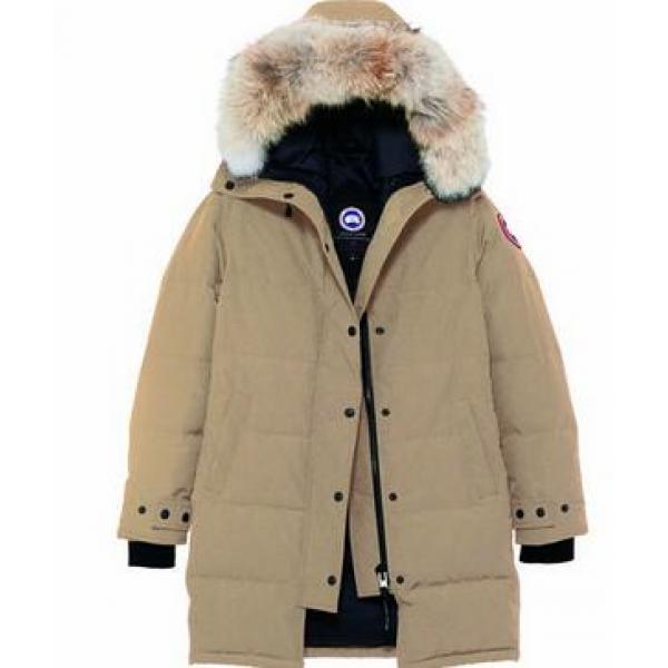 大胆な個性的に　CANADA GOOSE カナダグース　プレゼントにもダウンジャケット.