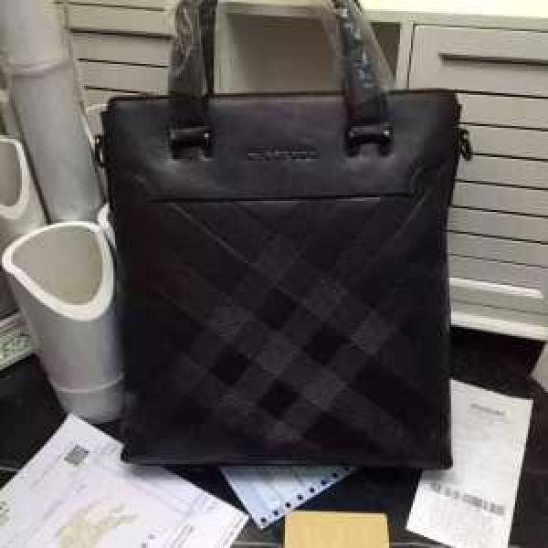 2026 デザイン性の高い  バーバリー BURBERRY ハンドバッグ 9979-3.47.