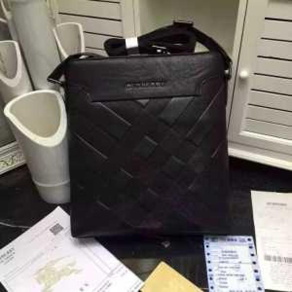 2026 一味違うケーブル編みが魅力満点 バーバリー BURBERRY ショルダーバッグ 斜め掛けバッグ 9979-4.63.
