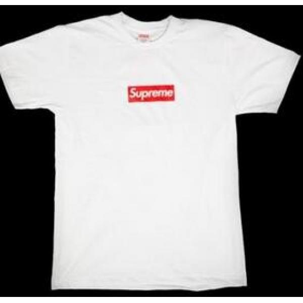 魅力感ある シュプリーム コピー アニバーサリーボックスロゴ　機能性にもこだわっているＴシャツ.