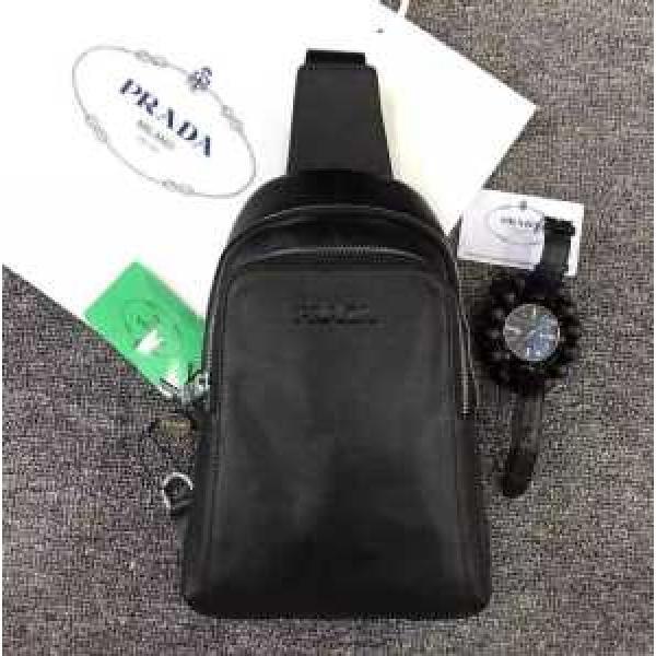 2026 上質 大人気！  プラダ PRADA 斜め掛けバッグ 8201.57.