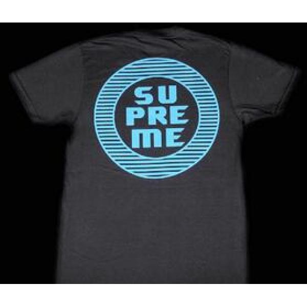 新着アイテム Supremeディスラプト おしゃれに欠かせないTシャツ .