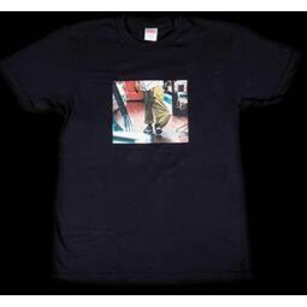 活躍するSupreme シュプリーム  程よいサイズ感あるキッズ40オンスＴシャツ .