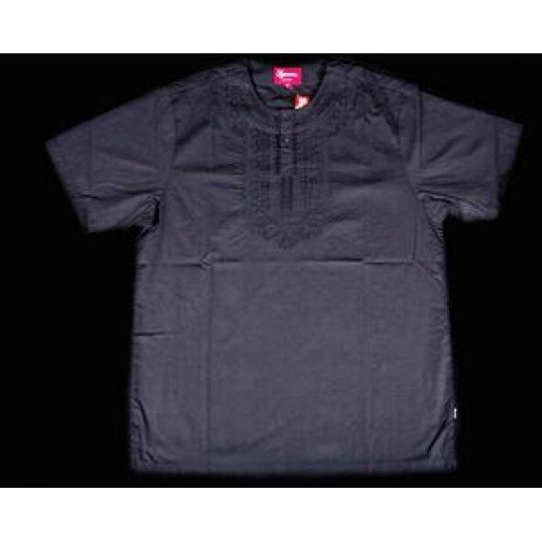 個性的な雰囲気があるシュプリーム 耐久性が満点のTシャツ　サンド .