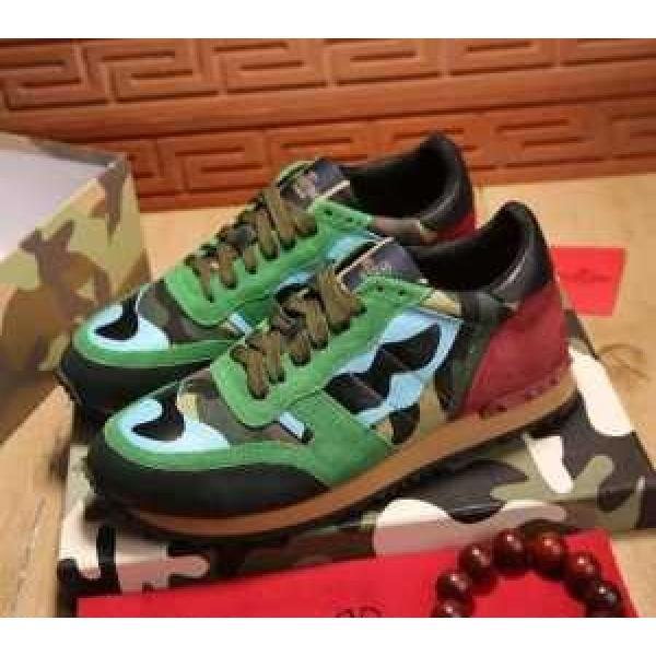 2026 高評価の人気品 ヴァレンティノ VALENTINO ランニングシューズ