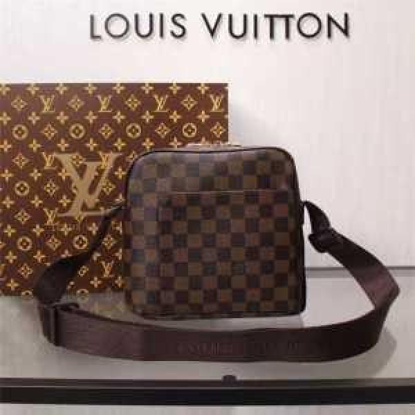 美品！  2026  ルイ ヴィトンLOUIS VUITTON ショルダーバッグ 41224.45.