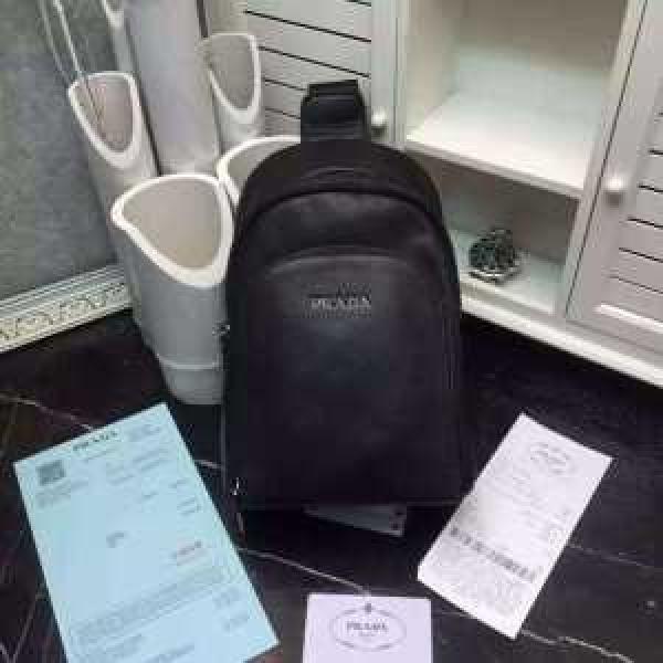 高級感溢れるデザイン 2025 プラダPRADA  斜め掛けバッグ 1697.57.