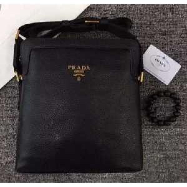 人気が爆発  2026 プラダPRADA  ショルダーバッグ 3046-4.57.