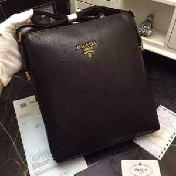 コスパ最高のプライス 2026 プラダPRADA  ショルダーバッグ 2色可選 3361-3.57.