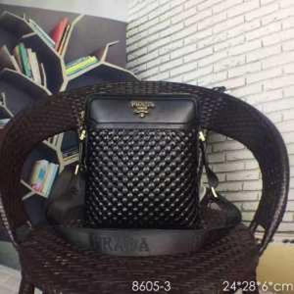 2026 デザイン性の高い プラダPRADA  ショルダーバッグ 8605-3.57.