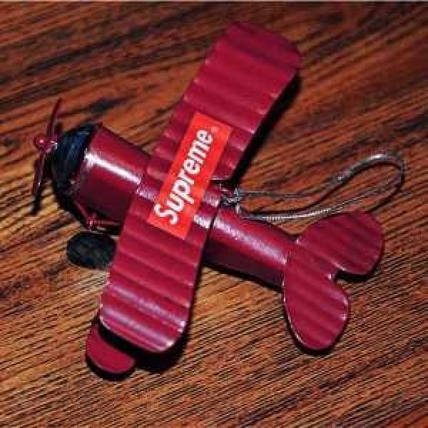 2026 最安値！シュプリーム SUPREME 飛行機模型のペンダントトップ