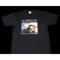 大人カジュアルな一品　シュプリーム バーリントン・リーヴィ イングリッシュメン　躍動感あるTシャツブラック.