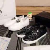 めちゃくちゃお得   2026  フィリッププレインPHILIPP PLEIN スリップオン  2色可選