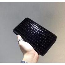 お買い得クリスチャン ルブタン 財布  ルブタン スーパーコピー　個性的なデザインラウンドファスナー長財布 ..473.