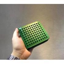 美しい光沢でクリスチャン ルブタン Christian Louboutinスパイク スクエア 機能性がある折りたたみ財布 ..473.