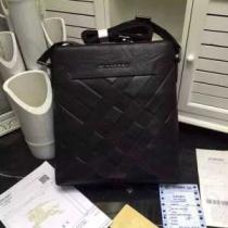 2026 一味違うケーブル編みが魅力満点 バーバリー BURBERRY ショルダーバッグ 斜め掛けバッグ 9979-4.63.