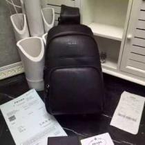 【激安】 2026 プラダ PRADA 斜め掛けバッグ 107.57.