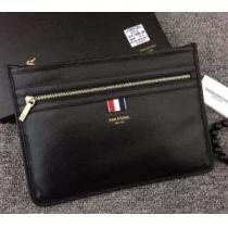 売れ筋！  2026 トムブラウン THOM BROWNE ビジネスケース 1300-1.488.