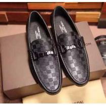 お買得  2026  ルイ ヴィトンLOUIS VUITTON カジュアルシューズ