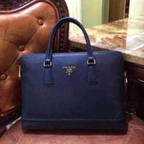 一味違うケーブル編みが魅力満点 2026 プラダPRADA  手持ち&ショルダー掛け 22982.57.