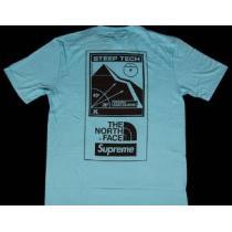 耐久性を演出する シュプリーム Tシャツ コピー   モードな雰囲気や機能性を兼ね備えたTシャツ ライトブルー.