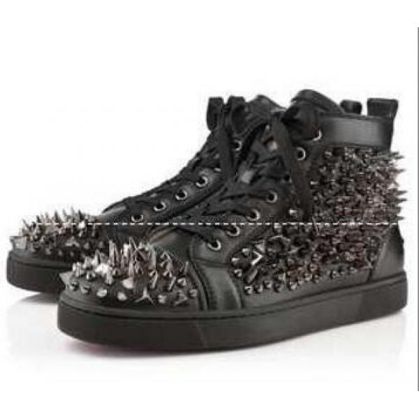 ファッション性に溢れるChristian Louboutinクリスチャンルブタン　高品質と大評価を持ちスニーカー 靴.