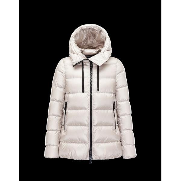 値下げ！ 2025秋冬 モンクレールMONCLER  ダウンジャケットふわふわな感触