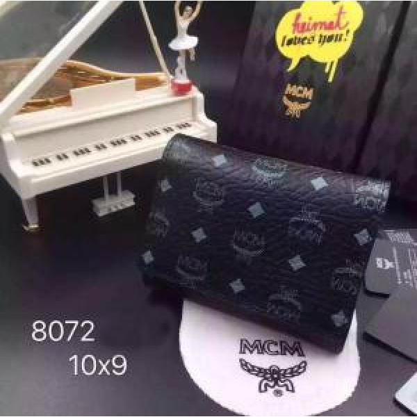 存在感のある エムシーエム コピー 美品　レディース財布.520.