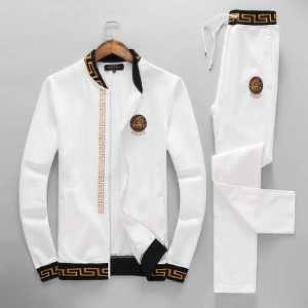 お洒落な存在感 2026秋冬 ヴェルサーチ VERSACE ジャージセット 2色可選