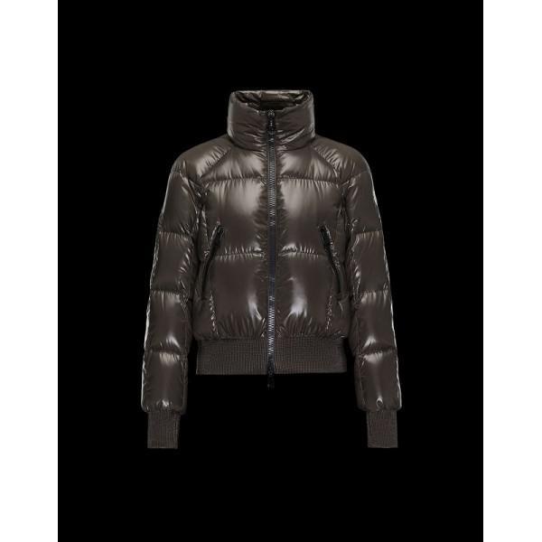 2026秋冬 モンクレール MONCLER 着心地抜群 ダウンジャケットふわふわな感触