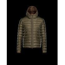 ファッション 人気 2026秋冬 モンクレールMONCLER  ダウンジャケット厳しい寒さに耐える