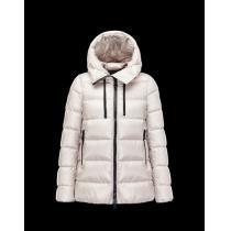値下げ！ 2025秋冬 モンクレールMONCLER  ダウンジャケットふわふわな感触