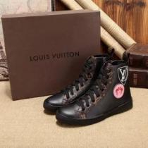 2026秋冬 首胸ロゴ ルイ ヴィトンLOUIS VUITTON ブーツ