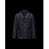 高評価の人気品 2026秋冬 モンクレール MONCLER ダウンジャケット 防風性に優れ