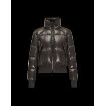 2026秋冬 モンクレール MONCLER 着心地抜群 ダウンジャケットふわふわな感触