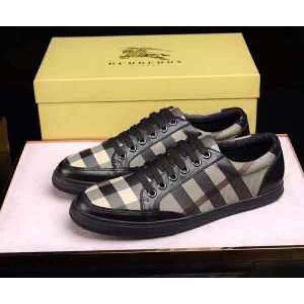 海外セレブ定番愛用 2026秋冬 バーバリー BURBERRY フラットシューズ 2色可選