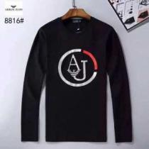 強い魅力を感じる一枚 2026秋冬 アルマーニ ARMANI 長袖Tシャツ 3色可選