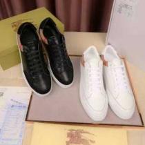 個性的なデザイン 2026秋冬 バーバリー BURBERRY フラットシューズ 2色可選