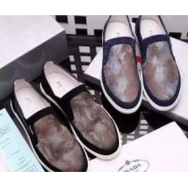 大人キレイに仕立てる 2026秋冬 プラダ PRADA スリップオン 2色可選