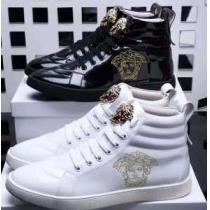 大好評♪ 2026秋冬  ヴェルサーチ VERSACE ハイトップシューズ 2色可選