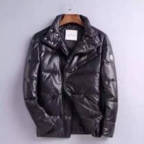 MONCLER モンクレール 高級感溢れるデザイン2026-17新作 高レベルの保温性 革ジャケット