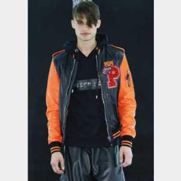 大人気☆NEW!!2026秋冬  フィリッププレインPHILIPP PLEIN フェイクファー製のコート