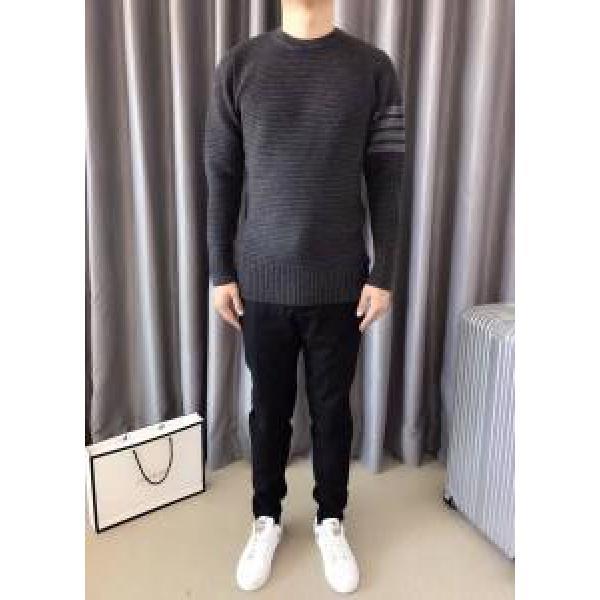 大絶賛モデル　トムブラウン THOM BROWNE　大人っぽい印象あるセーター